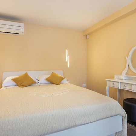 Villa Vita in Poreč - Haus für 6-8 Personen Kaštelir Exterior foto