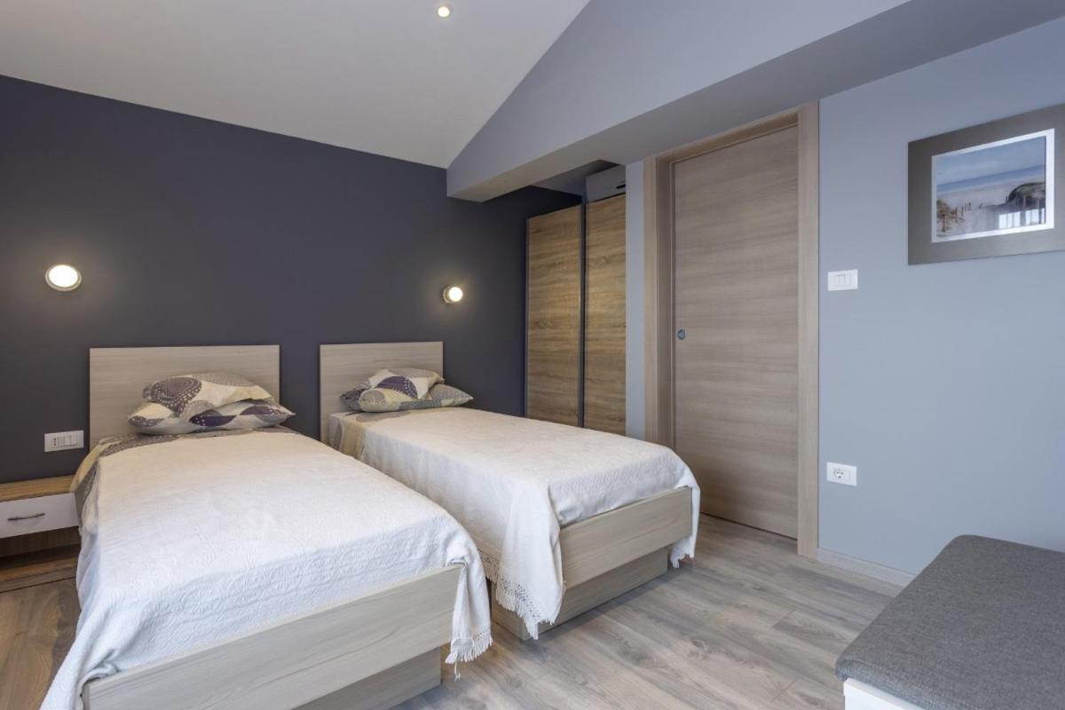 Villa Vita in Poreč - Haus für 6-8 Personen Kaštelir Exterior foto