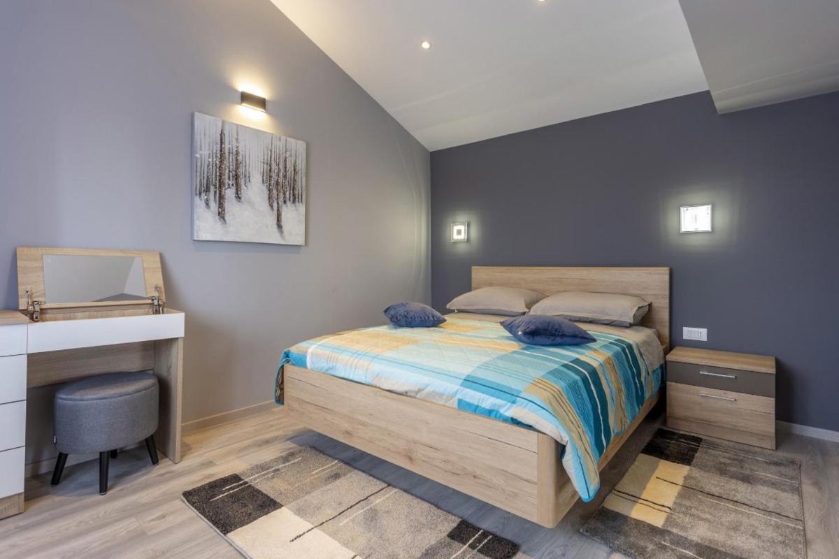 Villa Vita in Poreč - Haus für 6-8 Personen Kaštelir Exterior foto