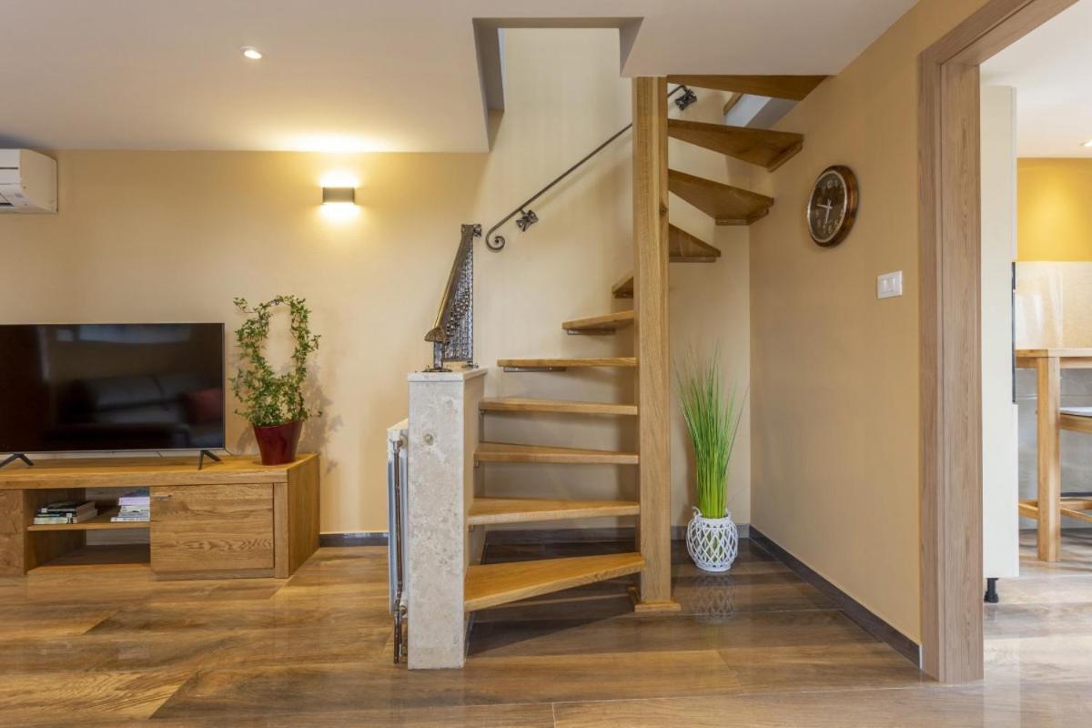 Villa Vita in Poreč - Haus für 6-8 Personen Kaštelir Exterior foto