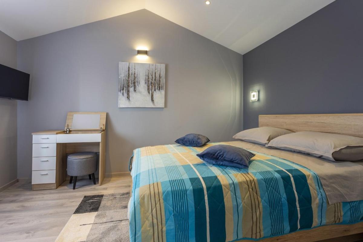 Villa Vita in Poreč - Haus für 6-8 Personen Kaštelir Exterior foto